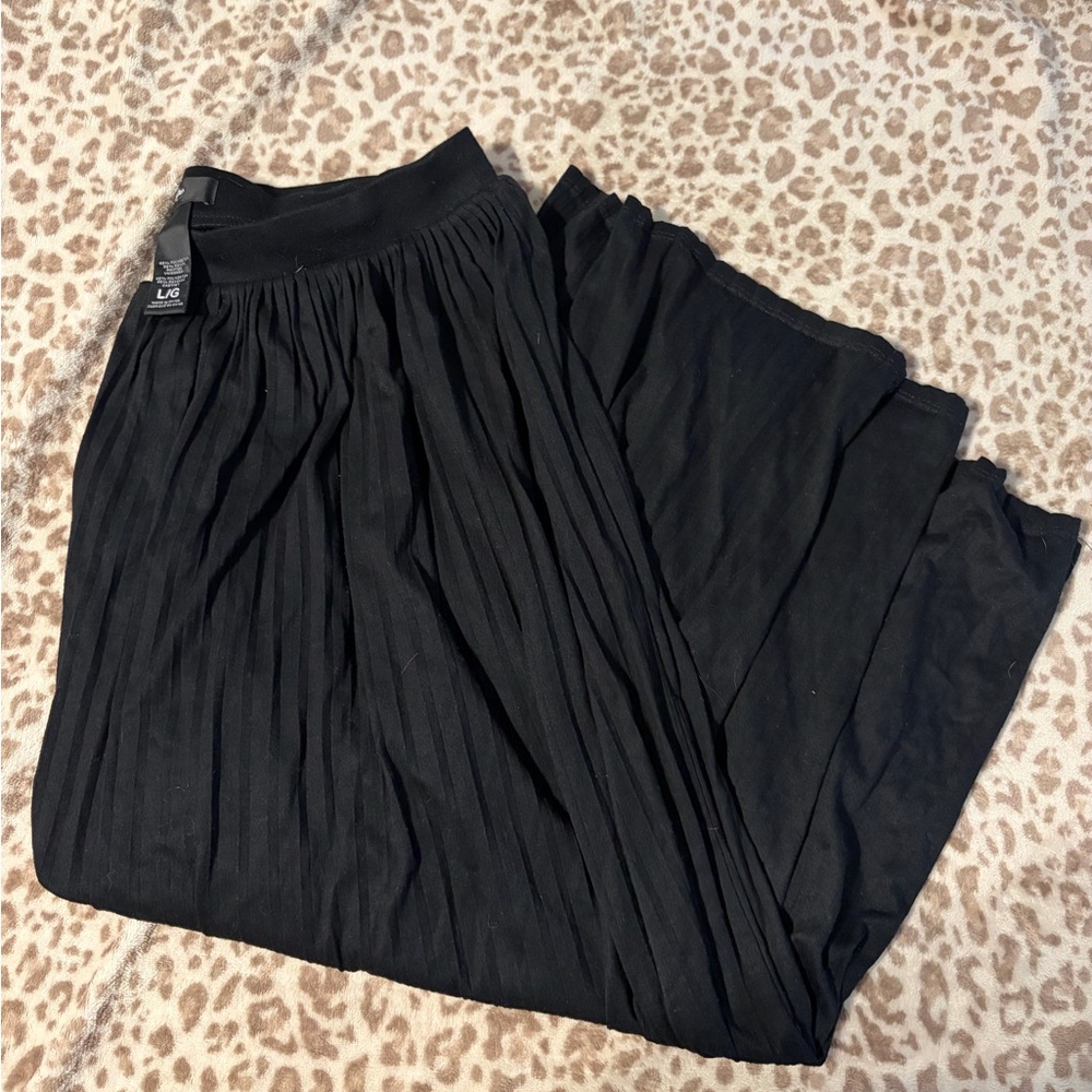 Black Pleated Maxi Skirt